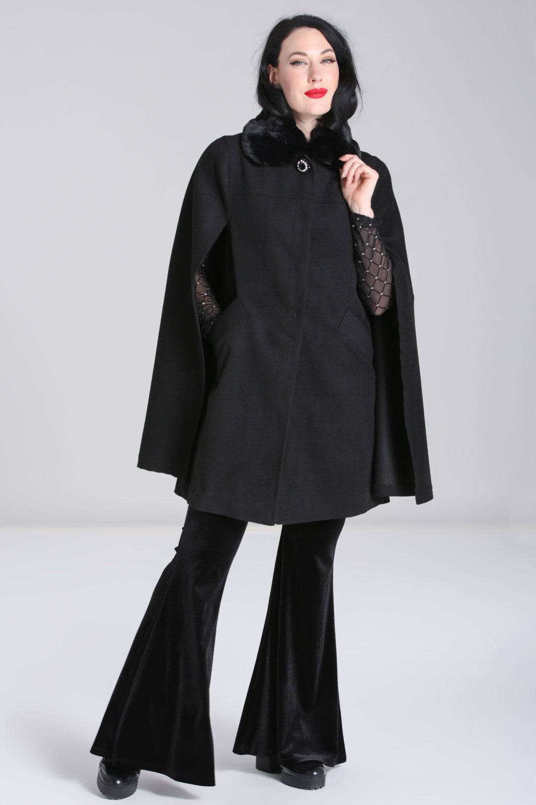 Cape 2025 sleeve coat