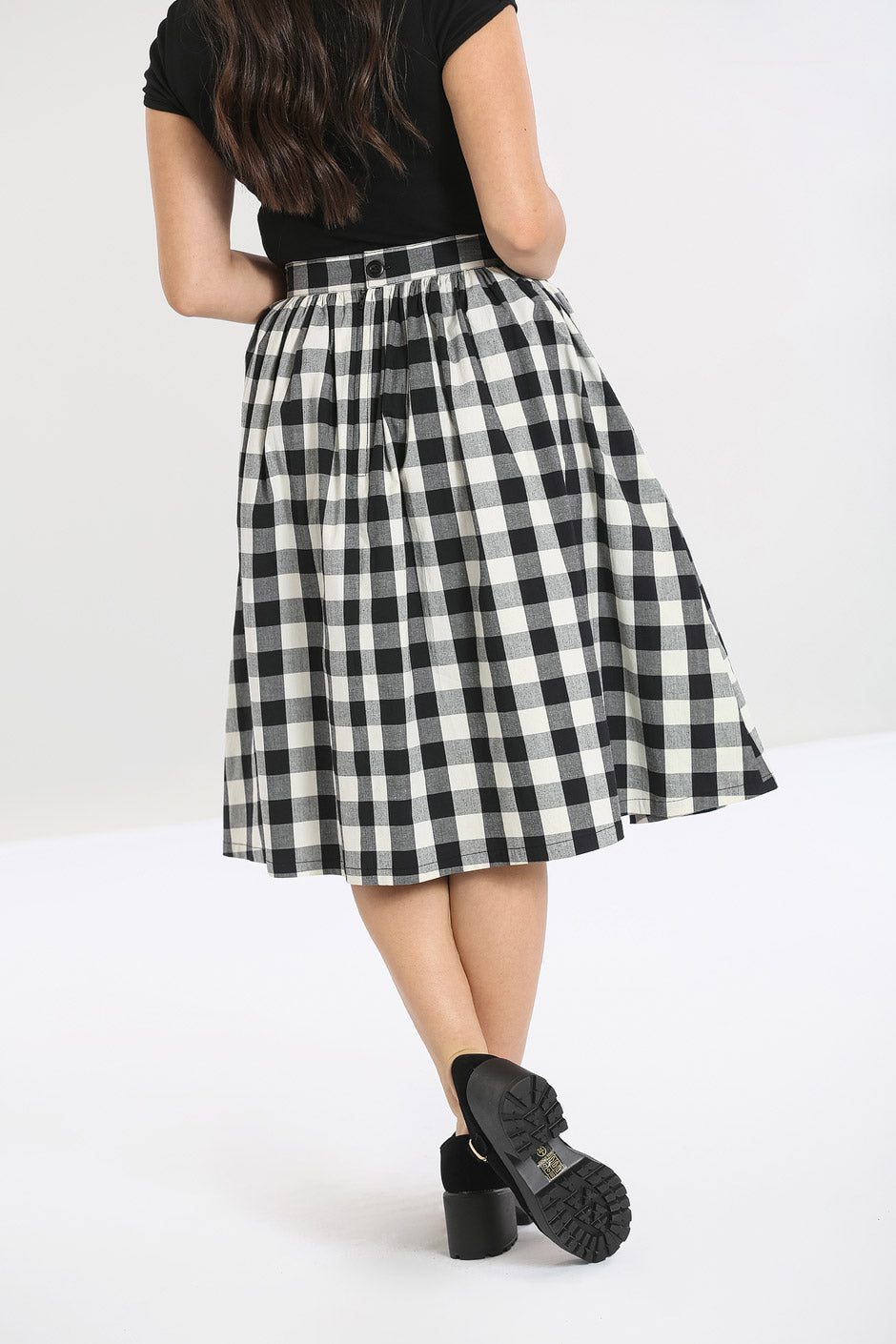 Black and white plaid skirt 50s hotsell